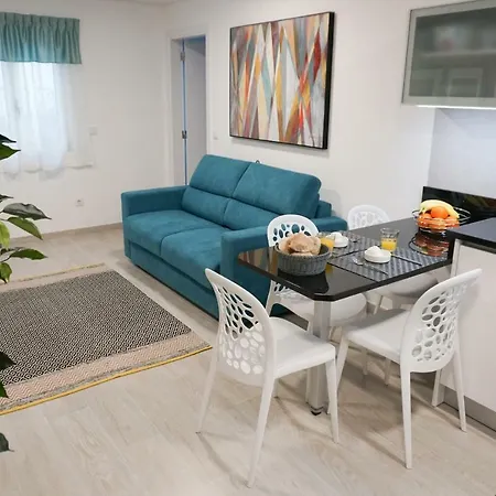 Apartment House - Centre Of The Village